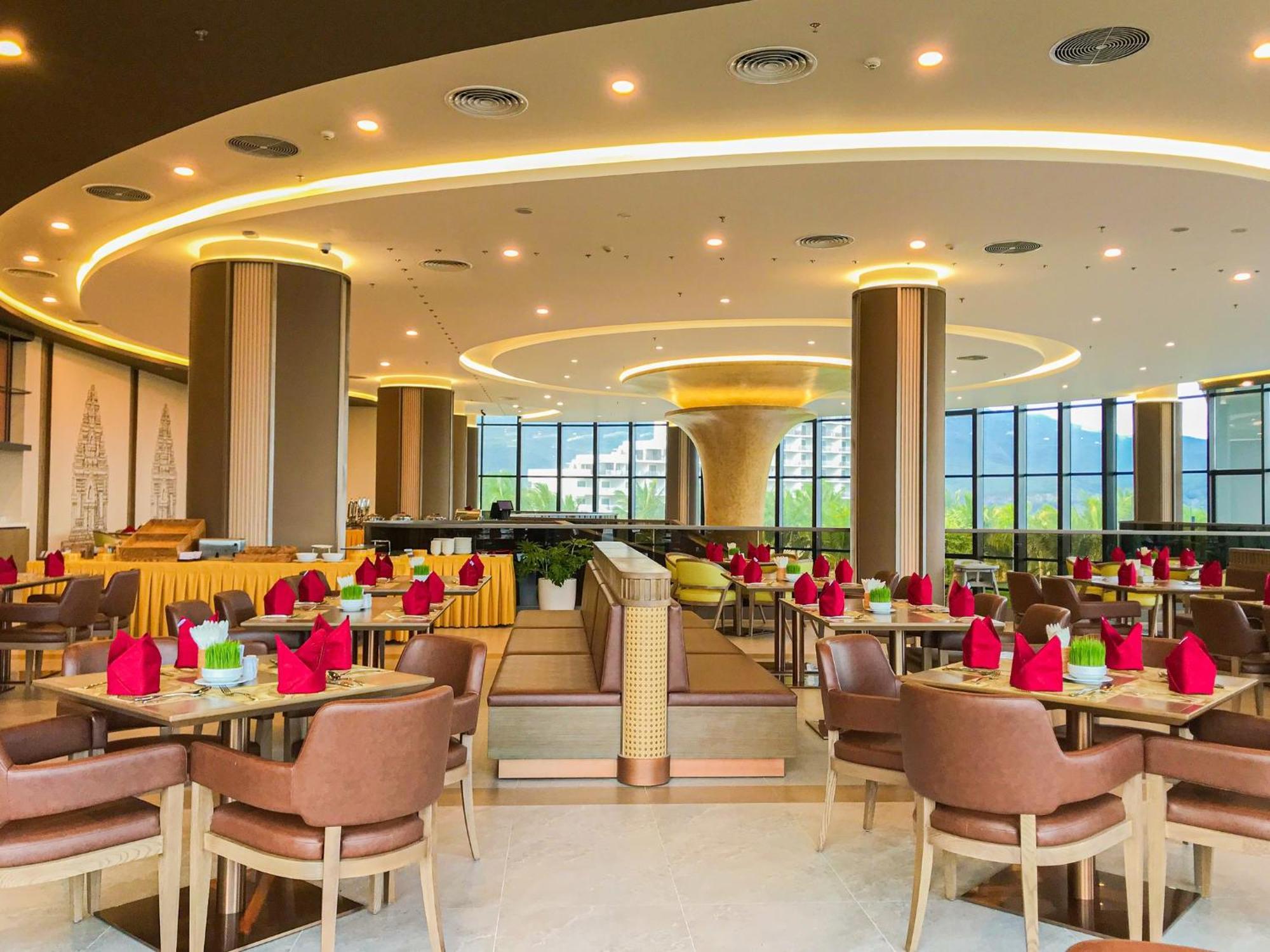 Aquamarine Beachfront Resort & Spa 깜라인 외부 사진