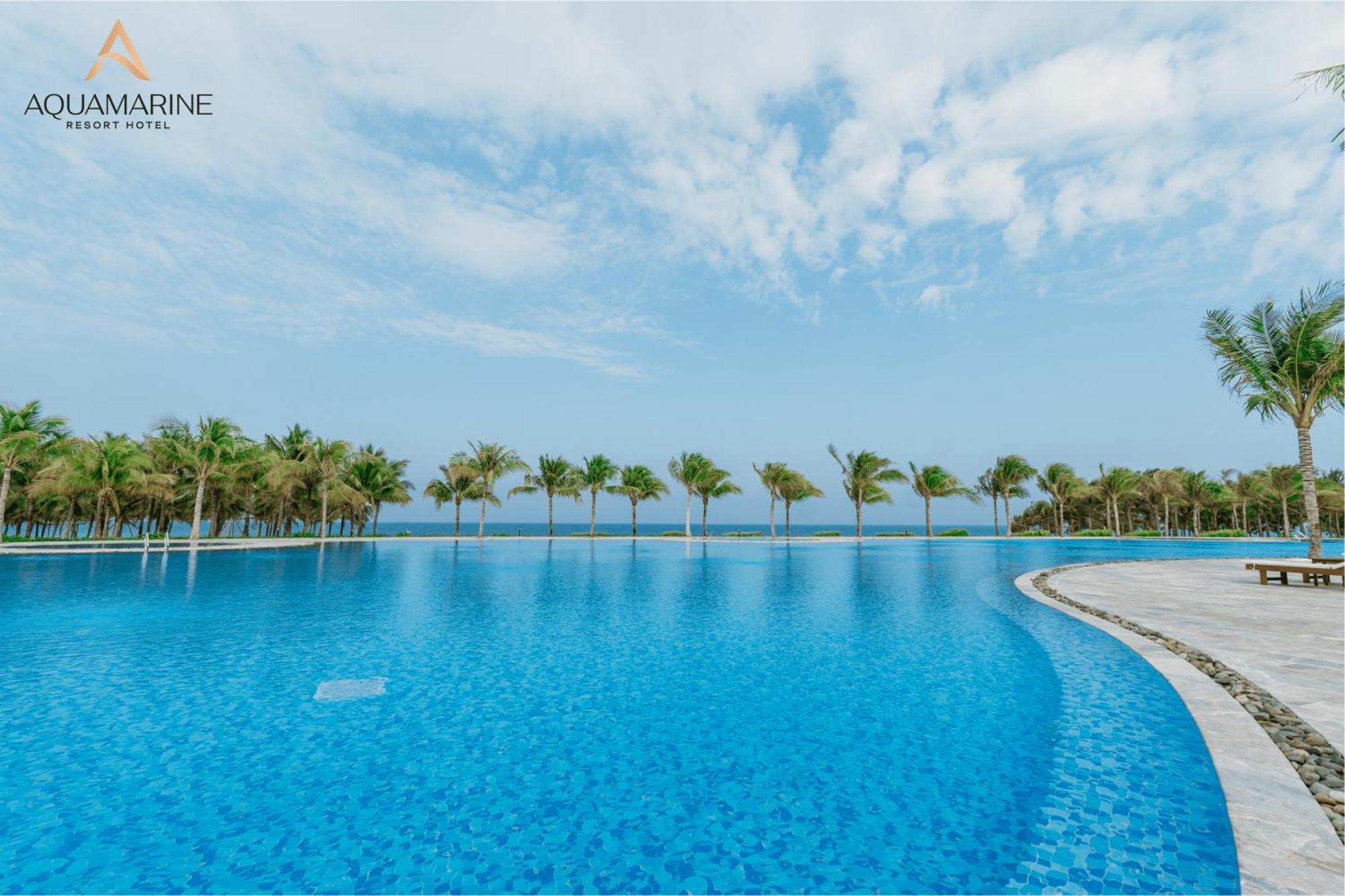 Aquamarine Beachfront Resort & Spa 깜라인 외부 사진