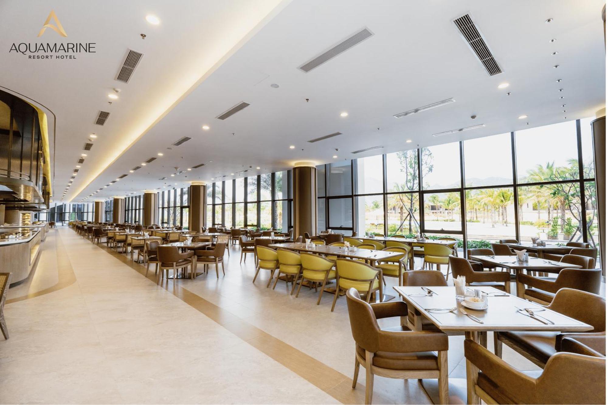 Aquamarine Beachfront Resort & Spa 깜라인 외부 사진