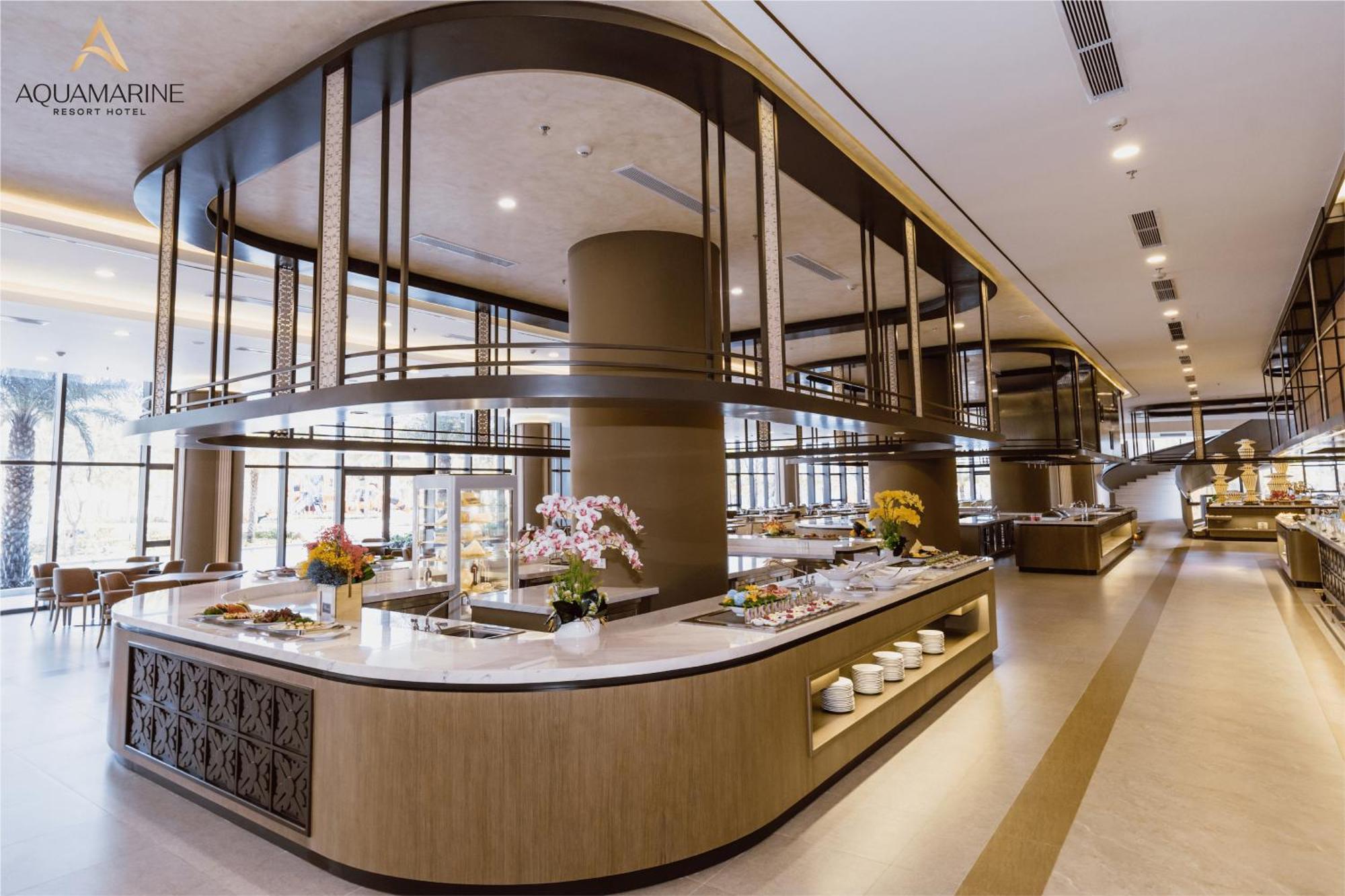 Aquamarine Beachfront Resort & Spa 깜라인 외부 사진