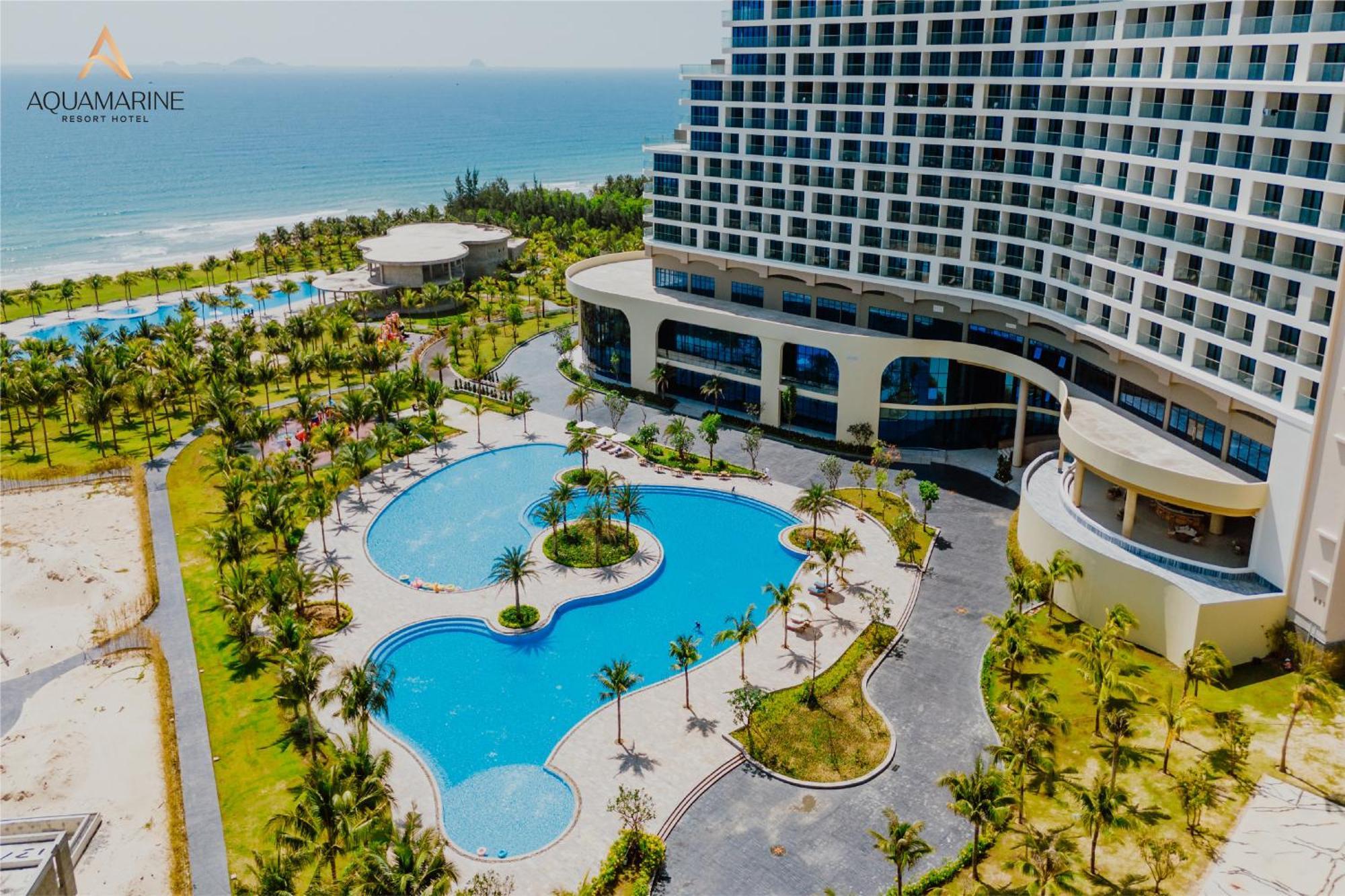 Aquamarine Beachfront Resort & Spa 깜라인 외부 사진